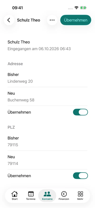 Änderungswunsch prüfen – iPhone, Originalaufnahme mit fiktiven Vereinsdaten.