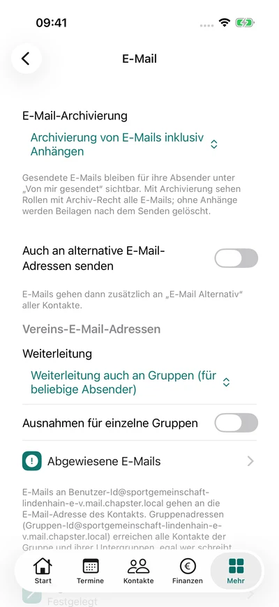 E-Mail-Einstellungen – iPhone, Originalaufnahme mit fiktiven Vereinsdaten.