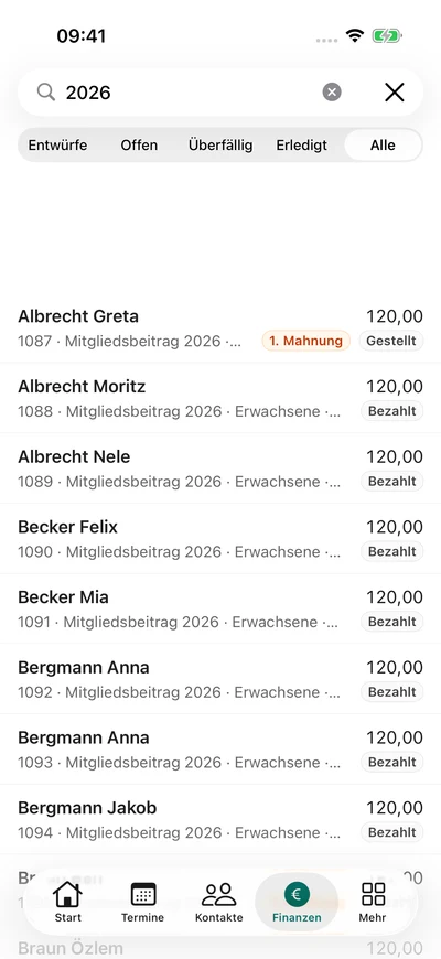 Rechnungen im Blick – iPhone, Originalaufnahme mit fiktiven Vereinsdaten.
