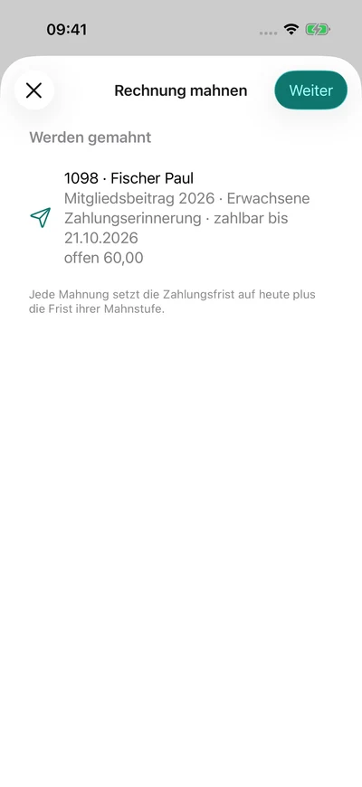 Mahnung vorbereiten – iPhone, Originalaufnahme mit fiktiven Vereinsdaten.