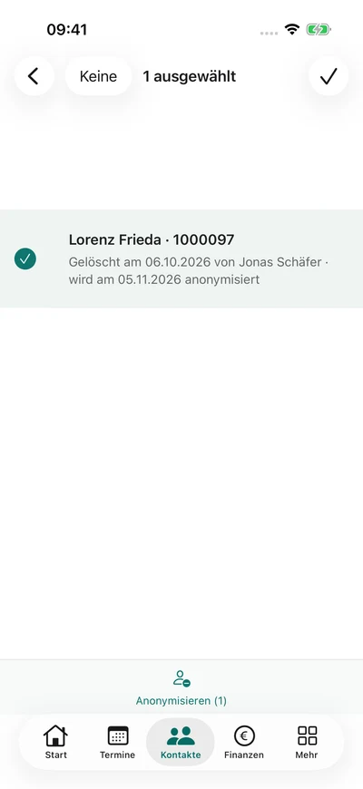 Gelöschte Kontakte – iPhone, Originalaufnahme mit fiktiven Vereinsdaten.